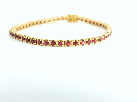 18ct ruby tennis bracelet 18ct ruby tennis bracelet