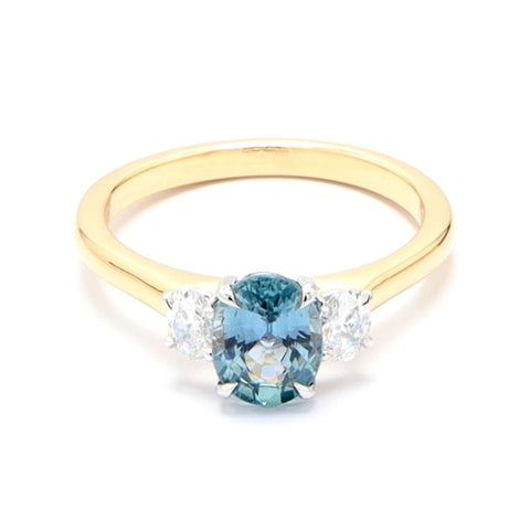 18ct gold sapphire ring