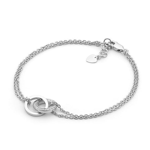 Interlinked circle bracelet