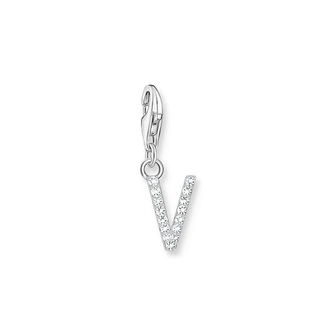 Charmista letter "V" charm